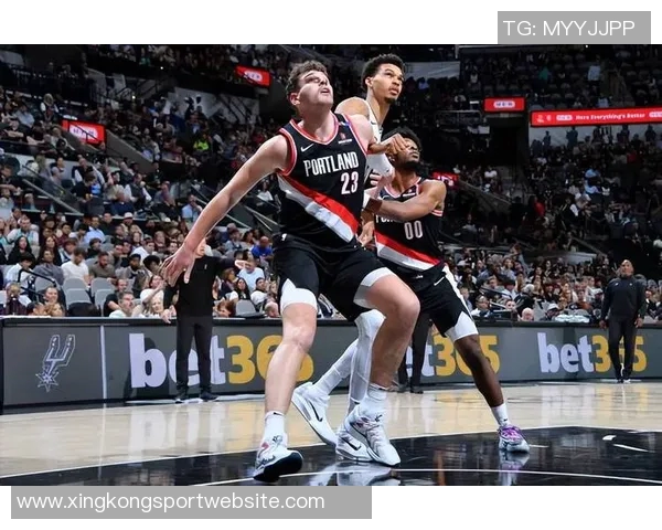 克林根三分球表现分析:空位投篮或成其唯一选择 克林根三分球表现分析:空位投篮或成其唯一选择