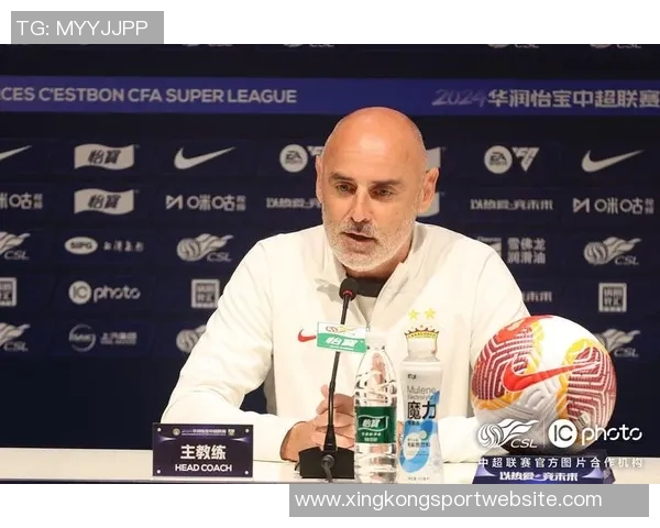 穆斯卡特因不当言论停赛未入中超最佳主帅候选引发热议 穆斯卡特因不当言论停赛未入中超最佳主帅候选引发热议