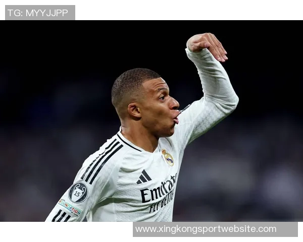 姆巴佩左手无名指骨折仍将出战曼城比赛状态引人关注